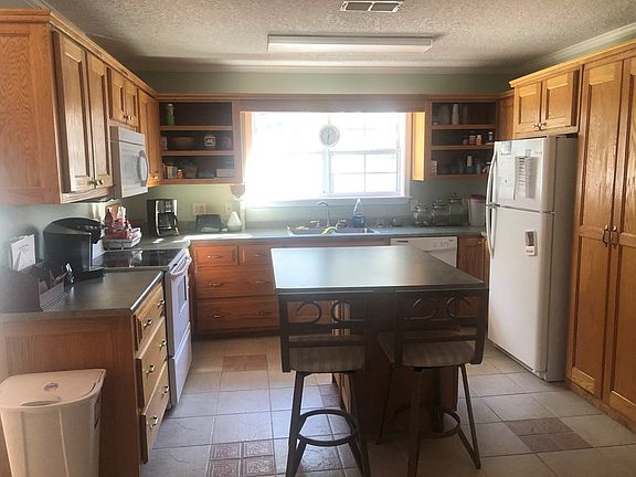 4th image of 1361 Baymeadows Dr