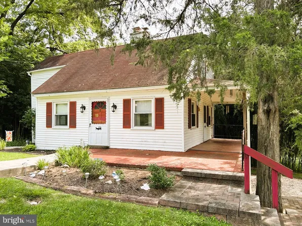 19 Cepp Rd, Perkiomenville, PA 18074