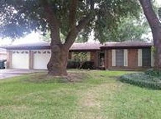 6025 Chisholm Trl, Beaumont, TX 77708