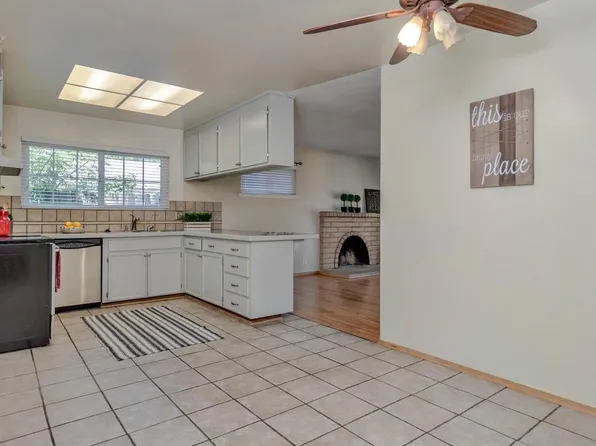 451 Placer Pl, Woodland, CA 95695