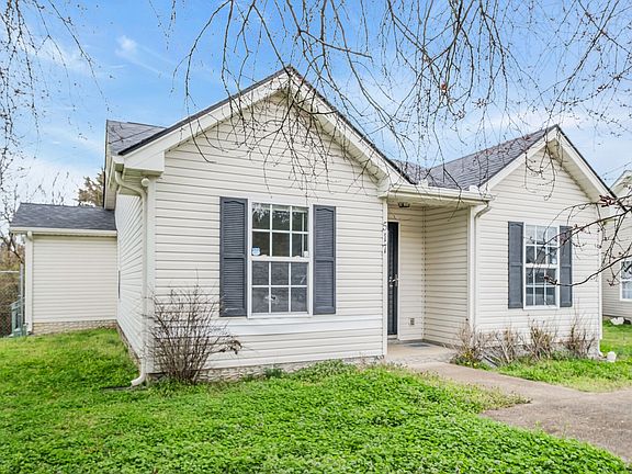 2nd image of 517 Longleaf Ct