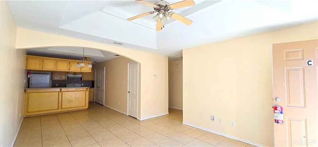 2 bed, 2.0 bath, 3808 sqft, $780 — Photo 3