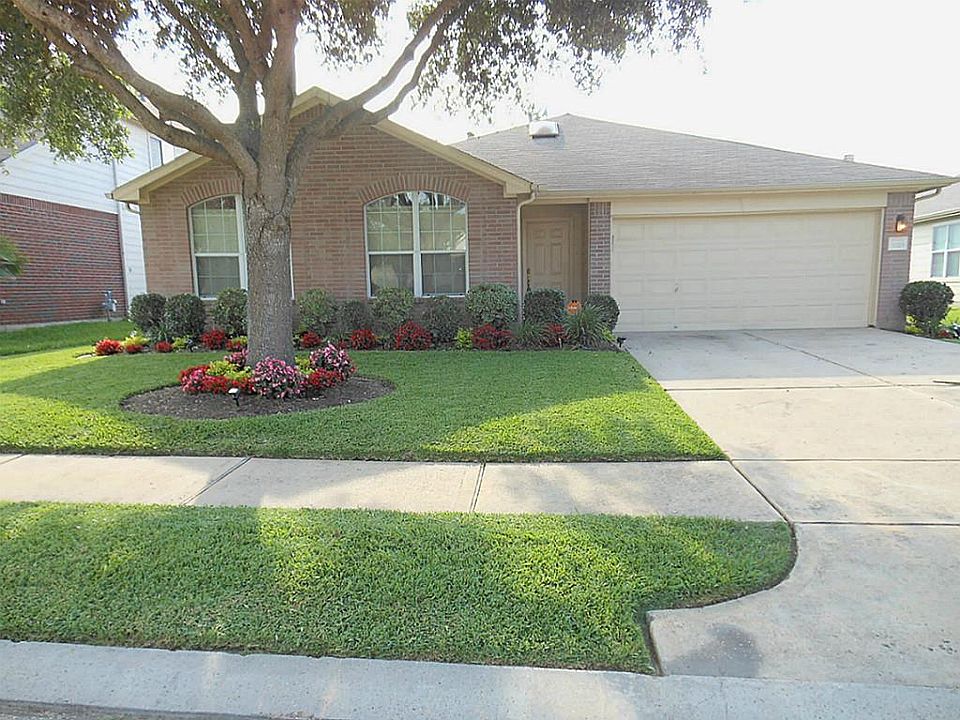 1st image of 3926 Camelia Glen Ln