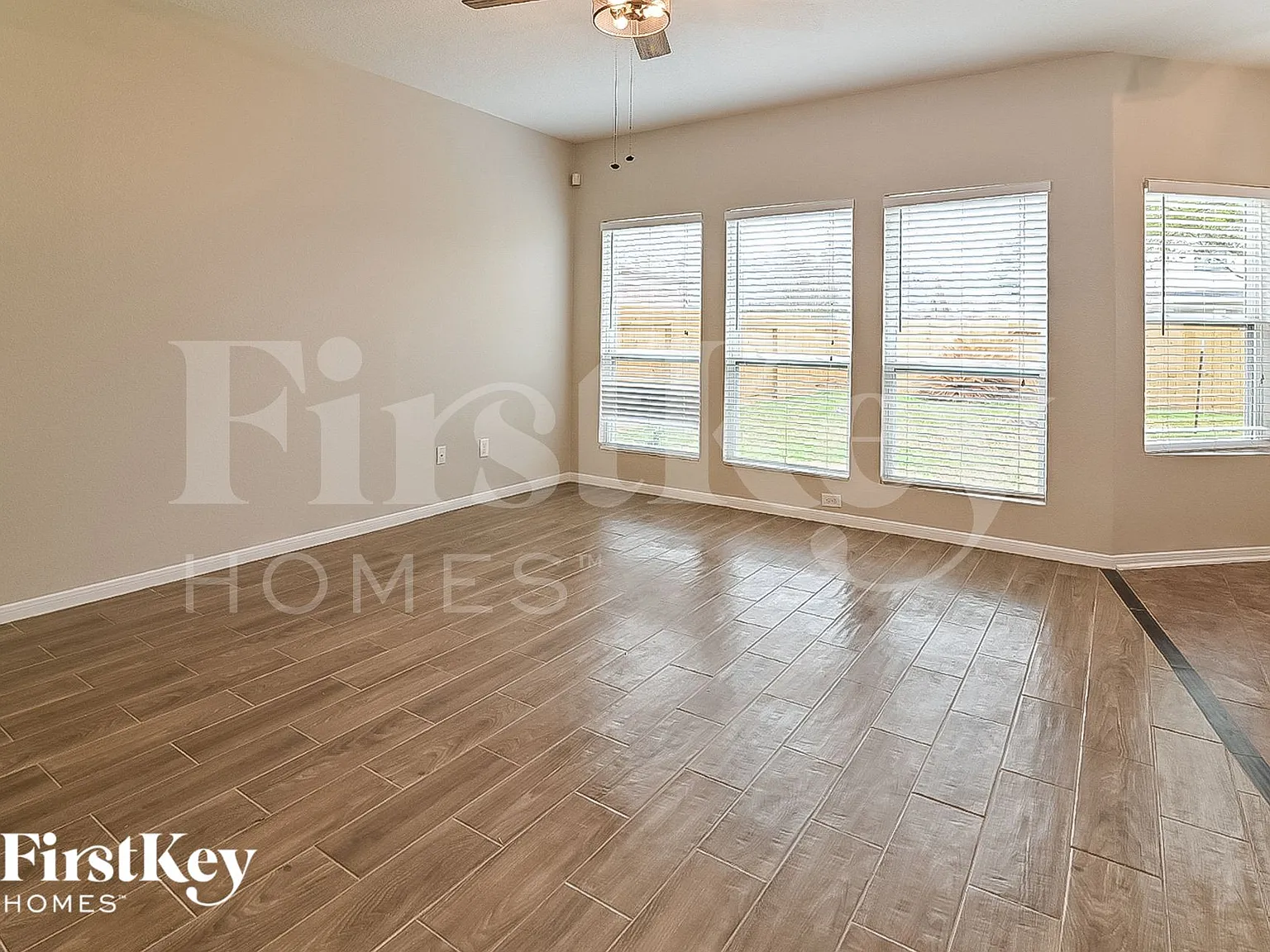 3 bed, 2.5 bath, 2045 sqft, $2,240 — Photo 2