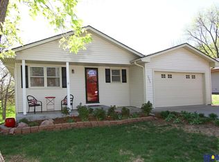 5536 Stonecliffe Dr, Lincoln, NE 68516