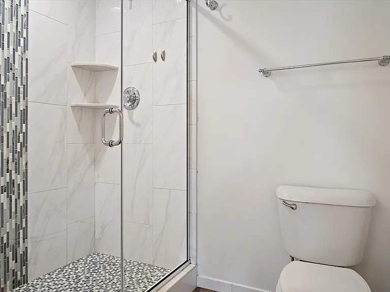 1200 Heron Dr — Photo 19