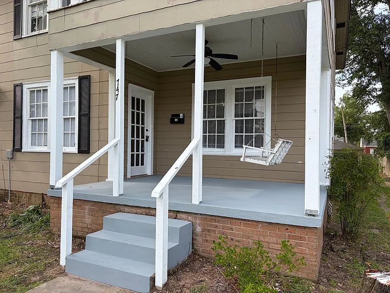 747 Stephenson St — Photo 2