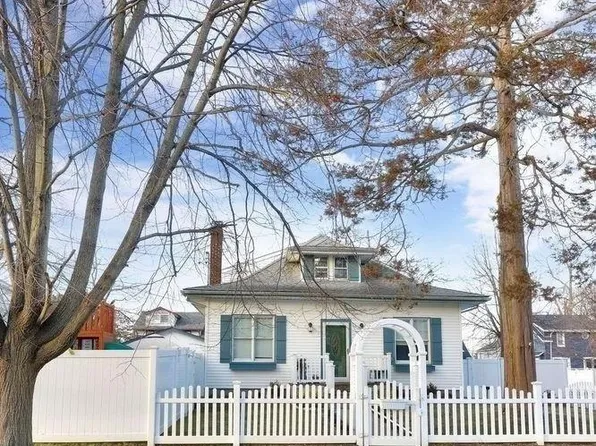 500 Nassau Street, Bellmore, NY 11710