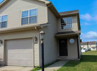 3450 Stoneway Ct, Champaign, IL 61822