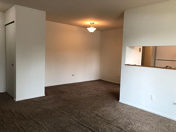 5th image of 1233 N Winslowe Dr Unit 102