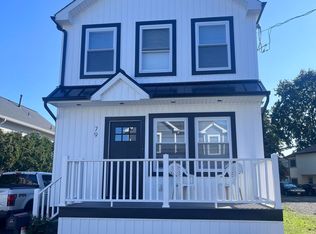 79 Fulton St, Keyport, NJ 07735
