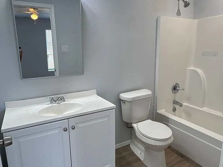 5515 Kemper St — Photo 12