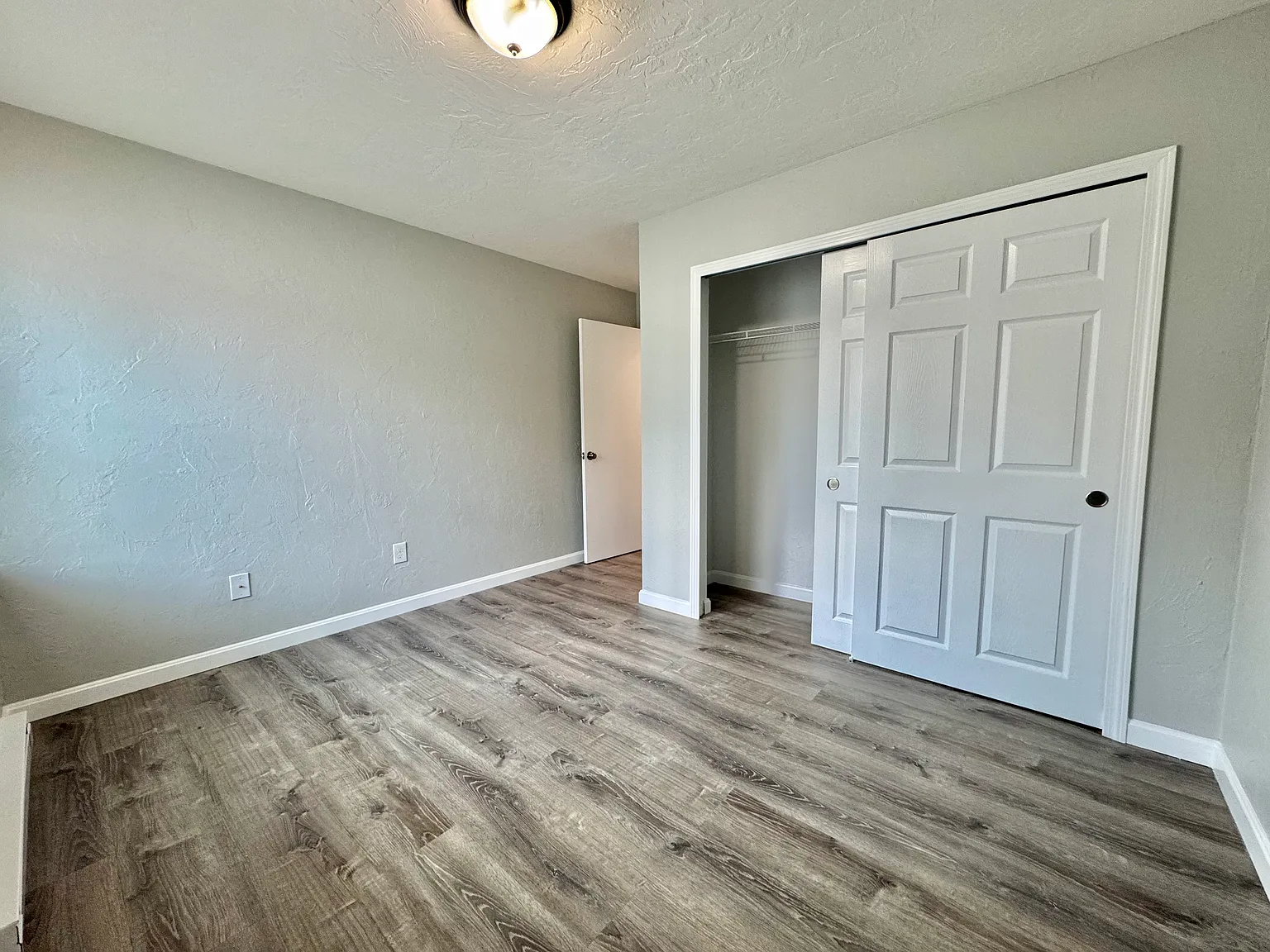 2 bed, $2,000 — Photo 4