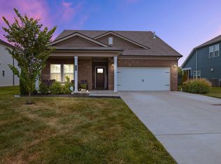 6122 Gladstone Ln, Rockvale, TN 37153