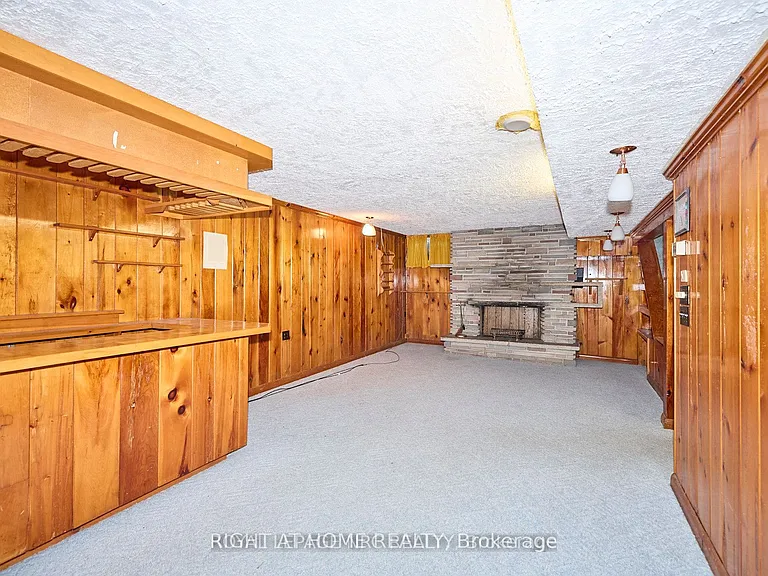 1095 Spears Rd — Photo 13