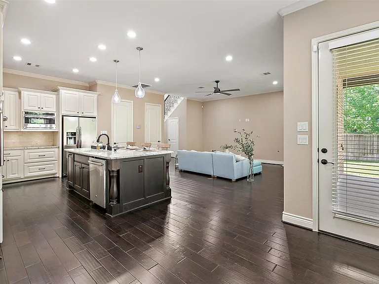 68 Daffodil Meadow Pl — Photo 11