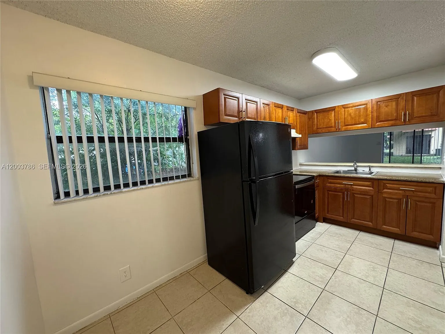 Lakeside At Tamarac Condo — Photo 2
