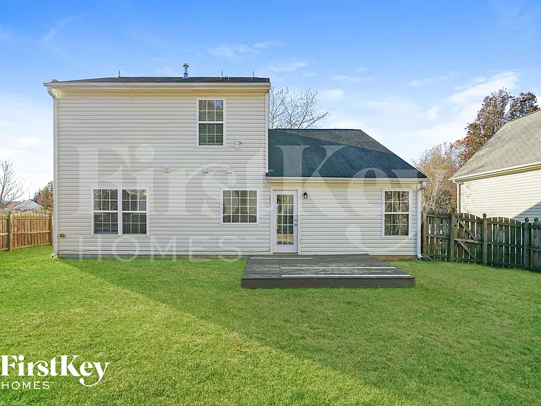 4145 Crestwood Cir — Photo 18