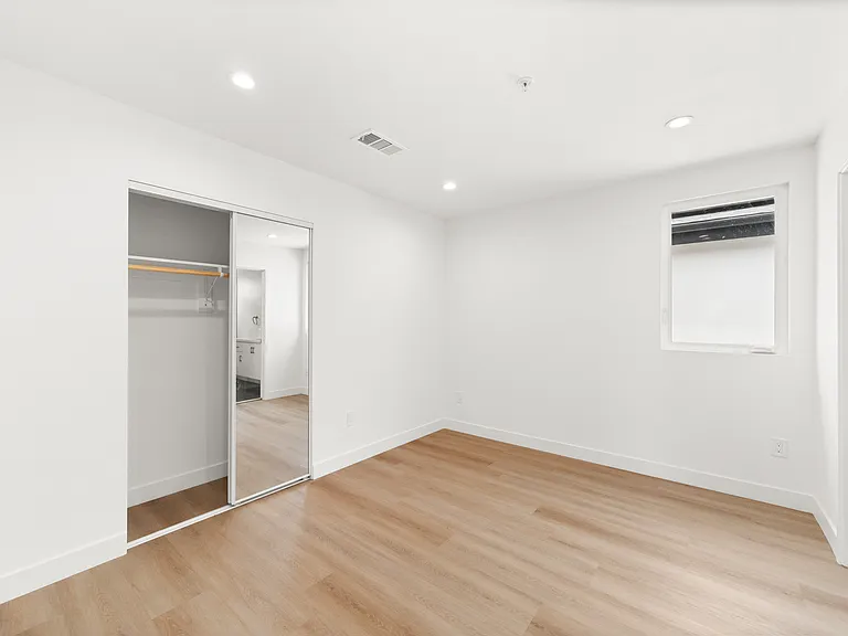 10020 S Broadway #10020-C — Photo 6