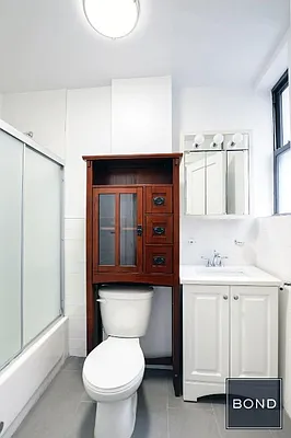 Rented by Bond New York | media 7