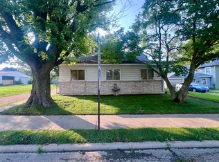 1605 E 3rd St, Sterling, IL 61081