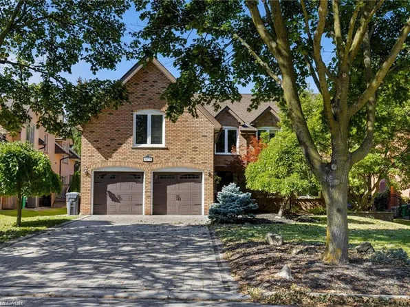 4279 Bridlepath Trl, Mississauga, ON L5L 3K3