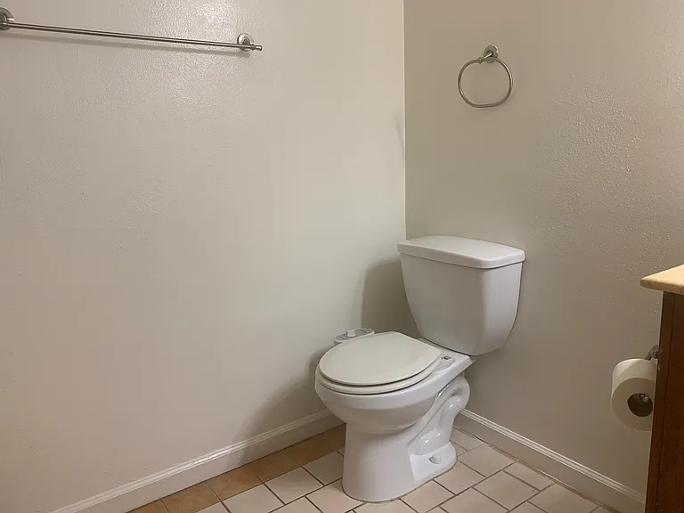 3220 Altura Ave #213 — Photo 17