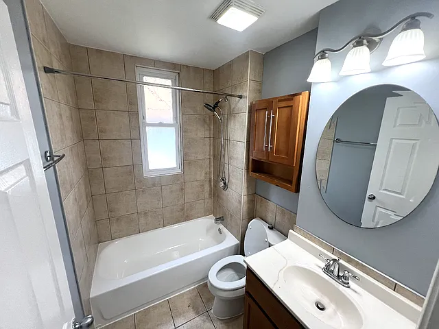 9613 S Ave N #1 — Photo 16