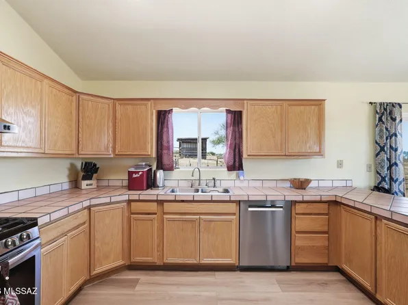 25290 E Tonopah Trl, Benson, AZ 85602