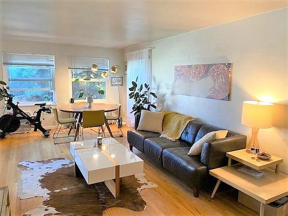 3rd image of 915 1st Ave N APT 4