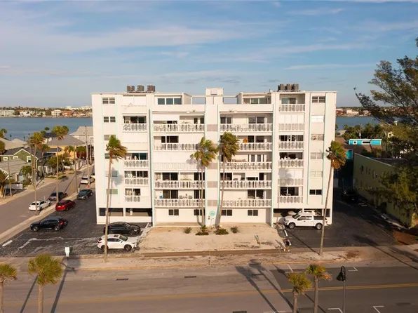 403 Gulf Way APT 304, Saint Pete Beach, FL 33706