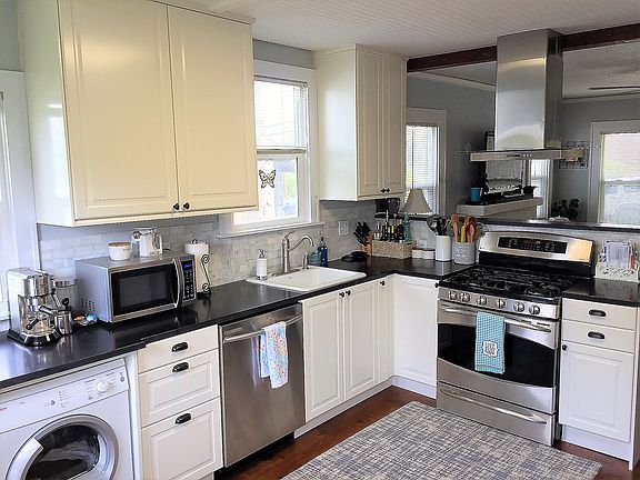 solid granite counter top