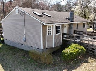 1090 Dry Bread Rd, Emporia, VA 23847