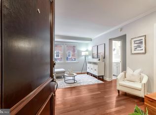 906 S Washington St APT 110, Alexandria, VA 22314