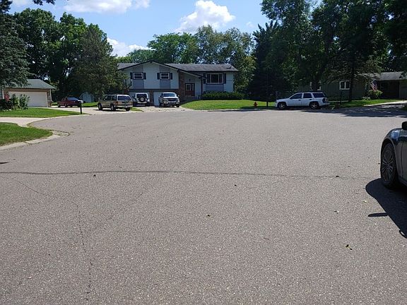 4th image of 1513 Eisenhower Ct