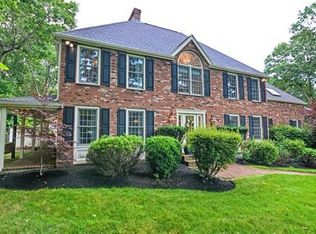 14 Hidden Brick Rd, Hopkinton, MA 01748