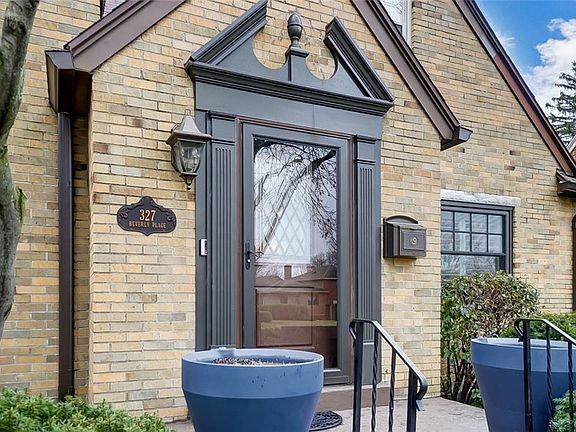 4th image of 327 Beverly Pl