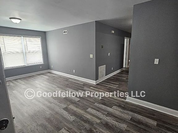 5th image of 1049 Old Florence Rd #G