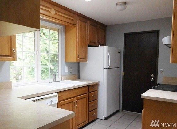2nd image of 3728 105th St NW