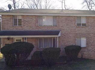 320-322 Pointview Rd, Pittsburgh, PA 15227