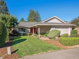 6534 Meadowridge Dr, Santa Rosa, CA 95409