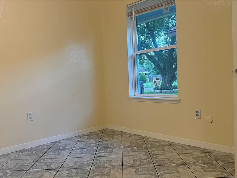 7107 Sawmill Trl — Photo 10