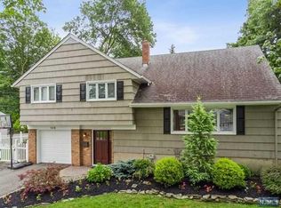 105 Windham Rd, Hillsdale, NJ 07642