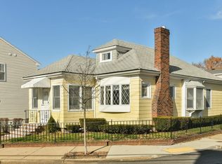 108 Neponset Ave, Roslindale, MA 02131