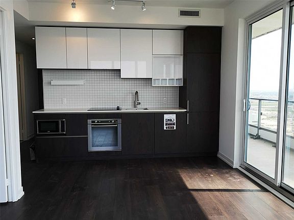 5th image of 950 Portage Pkwy #3812