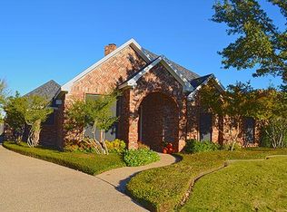 7025 Brookvale Rd, Fort Worth, TX 76132