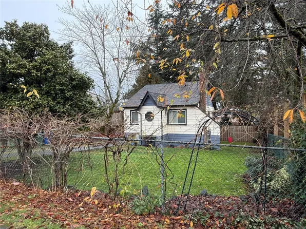 308 Holly Ave, Nanaimo, BC V9S 3M2