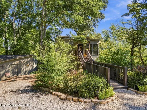 140 Natchez Rd, Dadeville, AL 36853