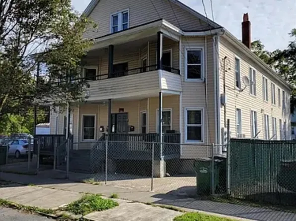 91 Pershing Ave, Poughkeepsie, NY