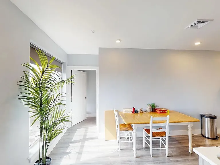 40 B St #302 — Photo 5